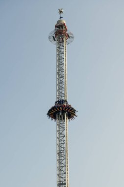 İnsanlar Luzern lunapark serbest sonbahar cazibe binmek zevk,