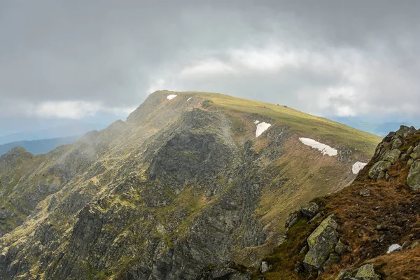 Utsikt från Dumbier Peak i låga Tatrabergen i Slovakien — Stockfoto