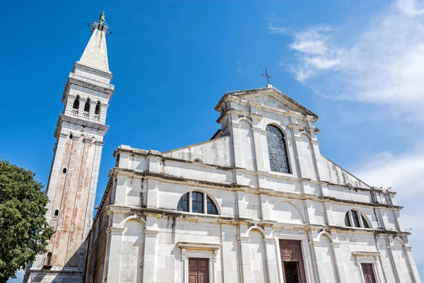 Ünlü Church of St Euphemia, Istria, Hırvatistan. Seyahat hedef. Dini mimari.