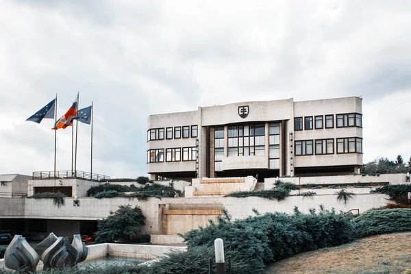 Edificio Del Parlamento Bratislava República Eslovaca Teal Filtro Fotos Naranja —  Fotos de Stock