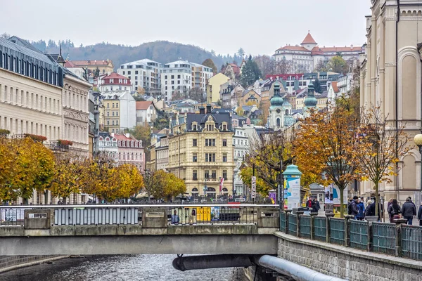 Karlovy Vary ciudad, centro de salud en la República Checa — Foto de Stock