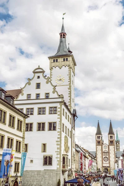 Ratskeller y catedral, Wurzburg, Baviera, Alemania — Foto de Stock