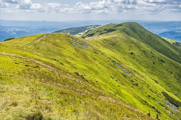 Velka Chochula peak'ten görünüm, Low Tatras, Slovakya