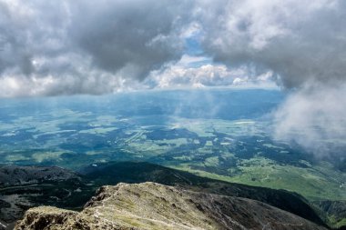 Krivan Peak 'ten Liptov Havzası, High Tatras, Slovak Cumhuriyeti. Yürüyüş teması. Seyahat hedefi.