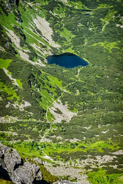 西塔特拉山风景与山地湖泊 斯洛伐克共和国 远足的主题 季节性的自然景观 — 图库照片