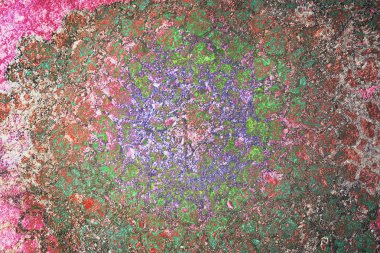 Grunge ve kaba. Geometrik arka plan ile harmanlanmış dağınık şekiller çizmek.