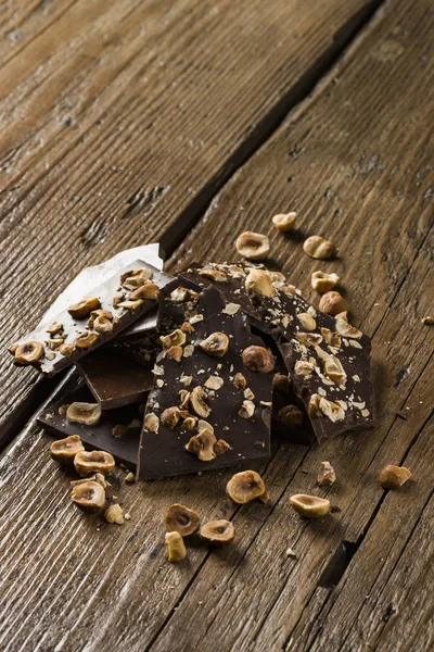 Hazelnoot pure chocolade — Stockfoto