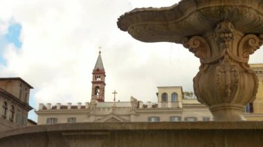 İtalya, Roma Piazza Farnese-20 Kasım Bernini ve binaların 2017 Çeşmesi 