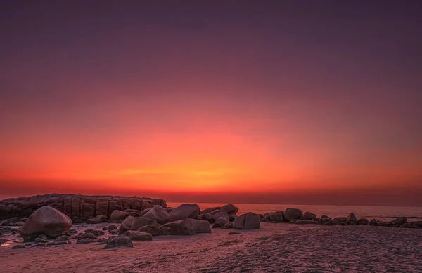 Яркий Живописный Вид Спокойное Бирюзовое Море Голубое Небо Самого Красивого — стоковое фото