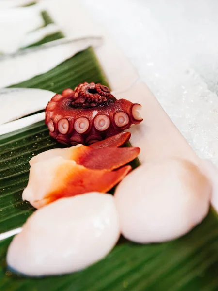 Frutos Mar Frescos Octopus Tako Hokkigai Stimpson Surf Clam Gelo — Fotografia de Stock