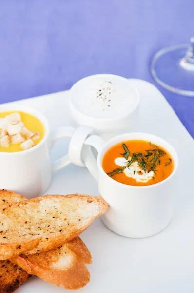 Verschiedene Cremesuppen Kürbissuppe Pilzsuppe Tamatosuppe — Stockfoto