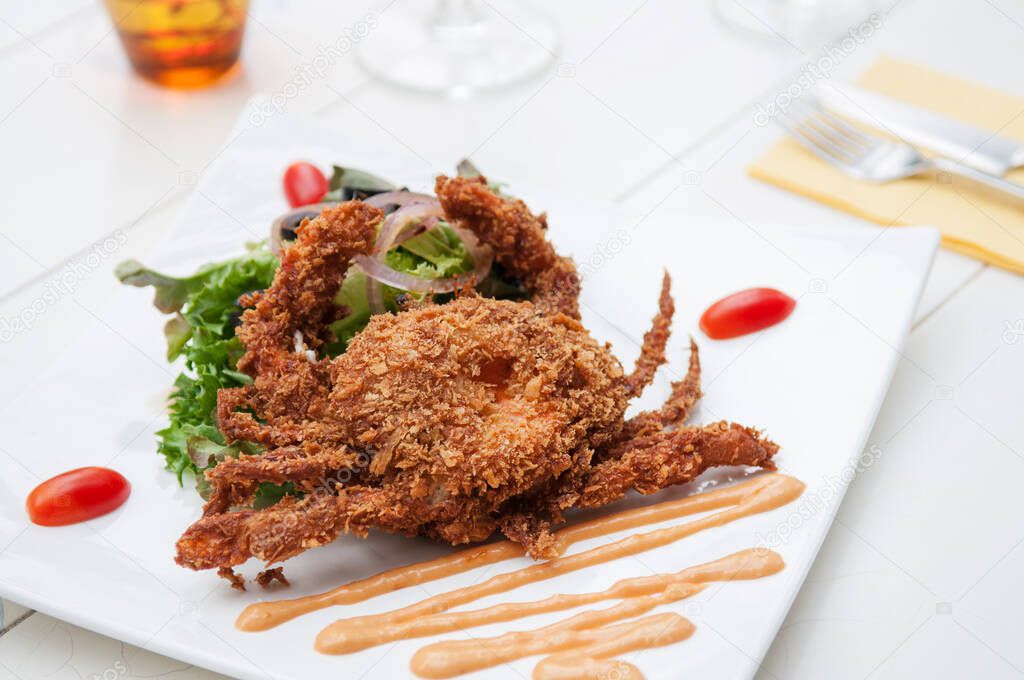 Deep Fried Soft Shell Crab with green salad