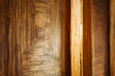 Eski bir kırsal ahşap doku yüzeyi. Ayrıntıları kapat. Altın kahverengi meşe ağacının arka planı..