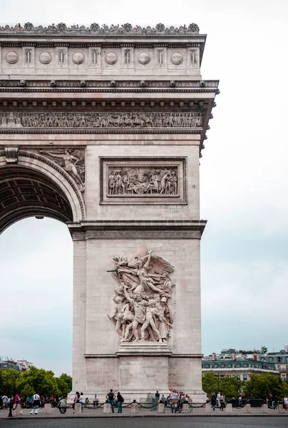 Parijs Frankrijk Arc Triomphe Regenachtige Dag Champ Elysee Straat — Stockfoto