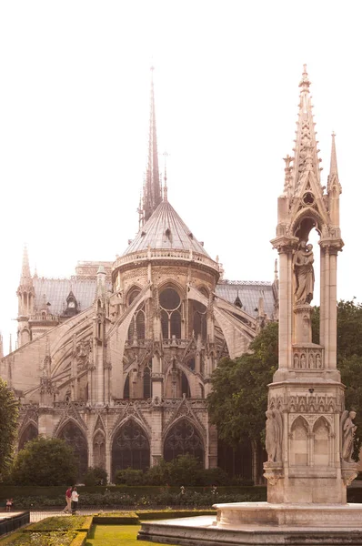Catedral Notre Dame Vista Pôr Sol Fontaine Vierge Paris França — Fotografia de Stock