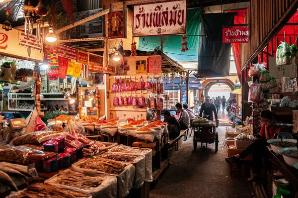 Октября 2019 Года Бангкок Таиланд Уличный Торговец Бангкоком Продает Сушеные — стоковое фото