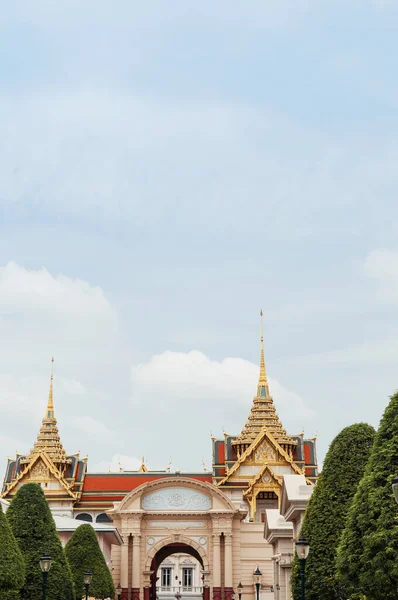 Facciata Dorata Tetto Del Grande Palazzo Bangkok Sala Del Trono — Foto Stock