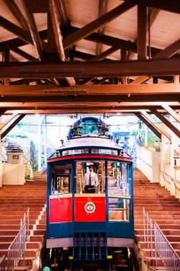 KOBE, Hyogo, JAPAN - 8 SEP 2015: Maya Cable Car istasyonda, Maya Dağı ve Rokko, Kobe, Japonya