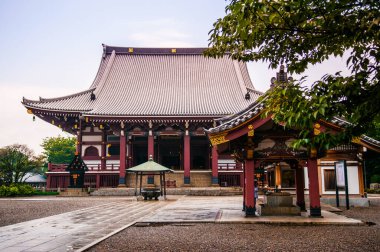 24 Haziran 2014, Ota-Ku, Tokyo, Japonya: Ikegami Honmon-ji Tapınağı büyük ve şaşırtıcı binalardan oluşan bir koleksiyona sahiptir. Burada ölen Aziz Nichiren 'i onurlandırıyor..