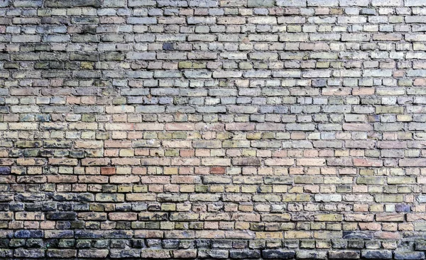 Antiguo muro de ladrillo. — Foto de Stock