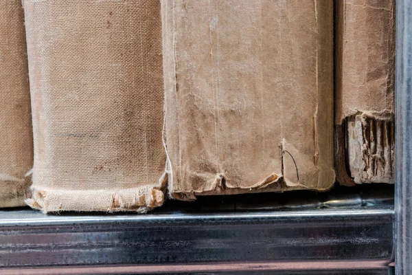 Livros Antigos Biblioteca Muitos Livros Diferentes Nas Prateleiras Loja — Fotografia de Stock