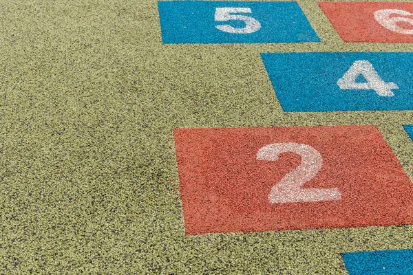 Hopscotch Een Schoolplein Springen Hopscotch Spel Met Nummers Zomer Activiteiten — Stockfoto
