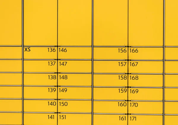 Buzón Correos Buzón Amarillo Para Alquiler Casilleros Postales Para Paquetes — Foto de Stock