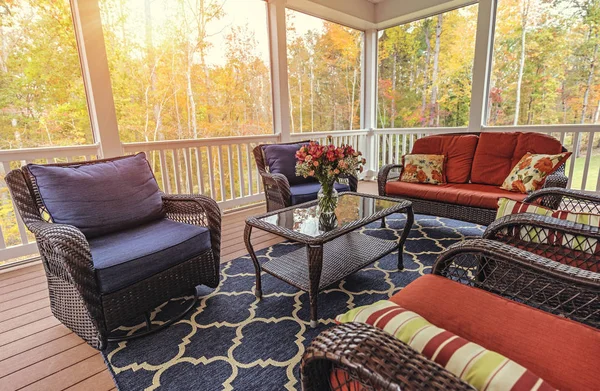 Beautiful Screened Porch Fall — Stock Photo, Image