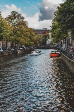 Amsterdam'da su Kanal