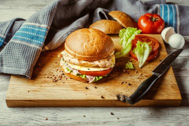 Benim sevgili yeğenleri bir çocuk tatil için mükemmel bir seçenek için Türkiye ile sulu kokulu hamburger