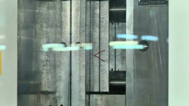 Otomobil üretimi için komponentleri üretim