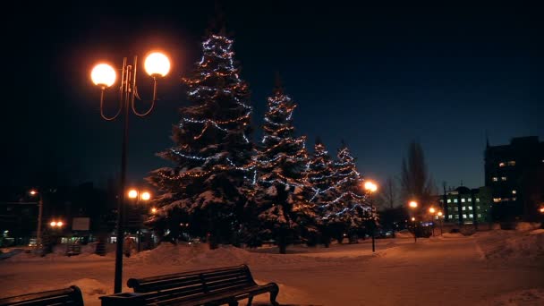 The decoration of the city before the new year in Russia — Stock Video