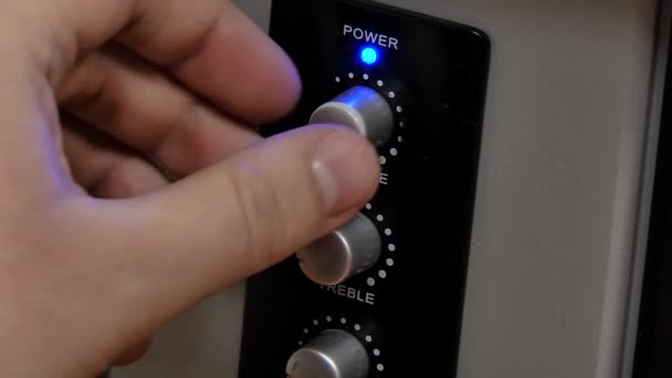 Güç ve yüksek frekans için bilgisayar ses ekleme — Stok video