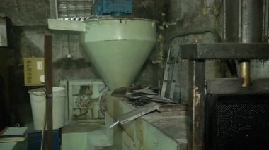 Polietilen ikincil kullanım için işlem geri dönüşümü