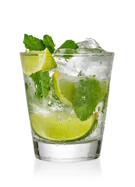 Коктейль mojito — стокове фото