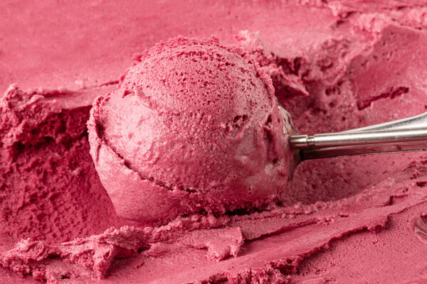 strawberry ice cream scoop 