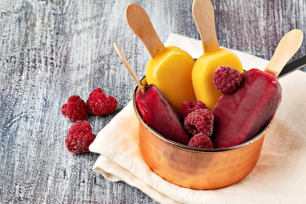 Fruit Popsicles Ice Cream Plate — Stock Photo, Image