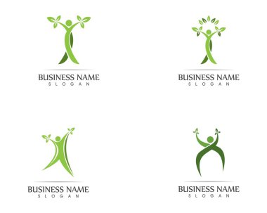 Sağlık görevlileri logo tasarımı çizimleri yapıyor