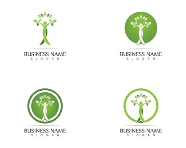 Sağlık görevlileri logo tasarımı çizimleri yapıyor