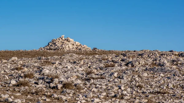 Vista Paisagem Pedras Empilhadas Topo Ponto Mais Alto Obzova Ilha — Fotografia de Stock