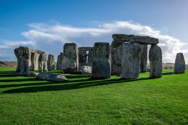 Stonehenge anıtın manzaralı. Birleşik Krallık.