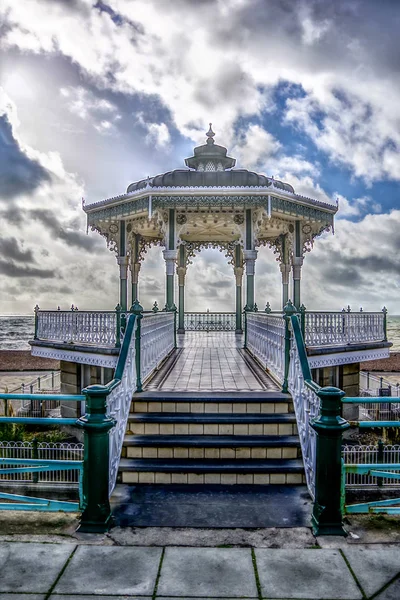 Vista Perto Bandstand Perto Praia Brighton Reino Unido — Fotografia de Stock