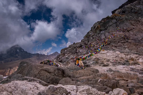 Landscape view of Cho La Pass — Stock Photo, Image