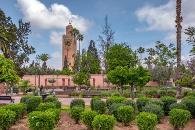 Koutoubia Camii'nin manzara görünümü 
