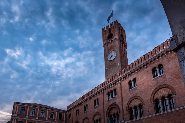 Front view of the Prefettura di Treviso building, — Stock Photo, Image