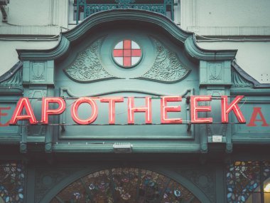 Ghent, Belçika - Aralık 11: Apothek Gent, Belçika için 11 Aralık şehir merkezinde. Bir şehir ve Flaman bölgesinde bulunan bir belediyedir.