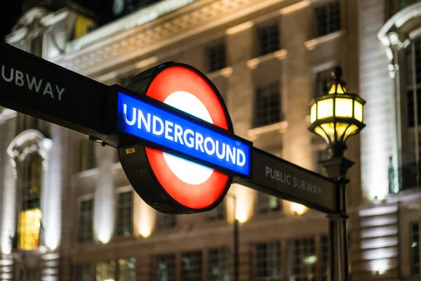 Londres Reino Unido Fevereiro 2017 Sinal Metro Londres Linhas Lidam — Fotografia de Stock