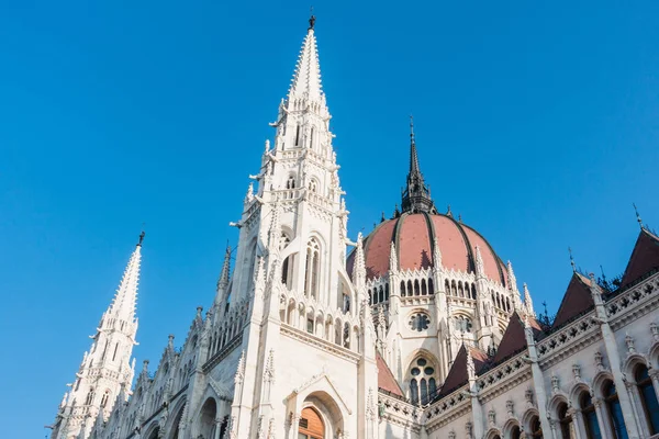 Budapest Hungary Aralık 2017 Macar Parlamento Binası Gotik Diriliş Tarzında — Stok fotoğraf