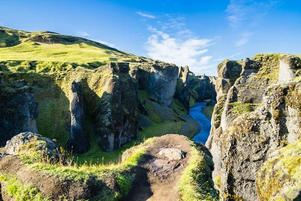 아이슬란드의 남쪽에 Fjadrargljufur 협곡. — 스톡 사진