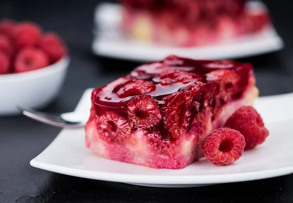 Fresh made Raspberry Cake (selective focus) — Stock Photo, Image